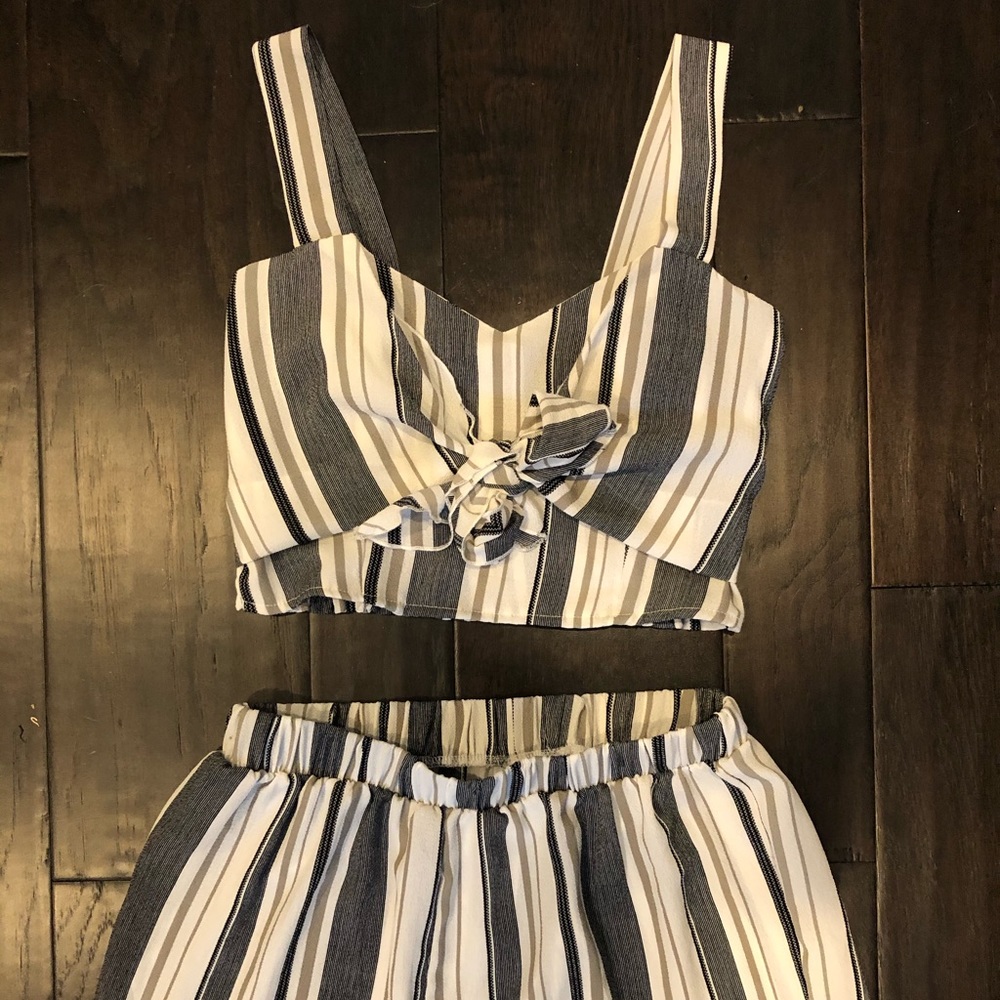 Striped Set - image 4